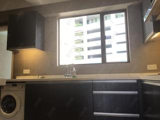 Mid Levels Central - Greenland Court 17