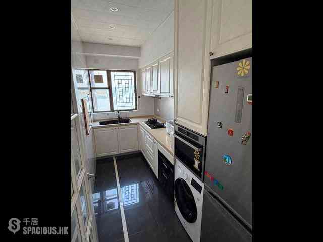 Shek Tong Tsui - The Belcher's Phase 2 Block 6 07