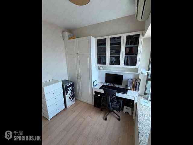 Shek Tong Tsui - The Belcher's Phase 2 Block 6 17