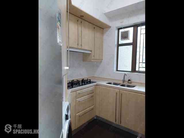 Shek Tong Tsui - The Belcher's Phase 1 Block 1 02