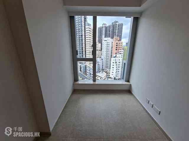 Sai Ying Pun - No.8 Hing Hon Road (Resiglow-Bonham) 05