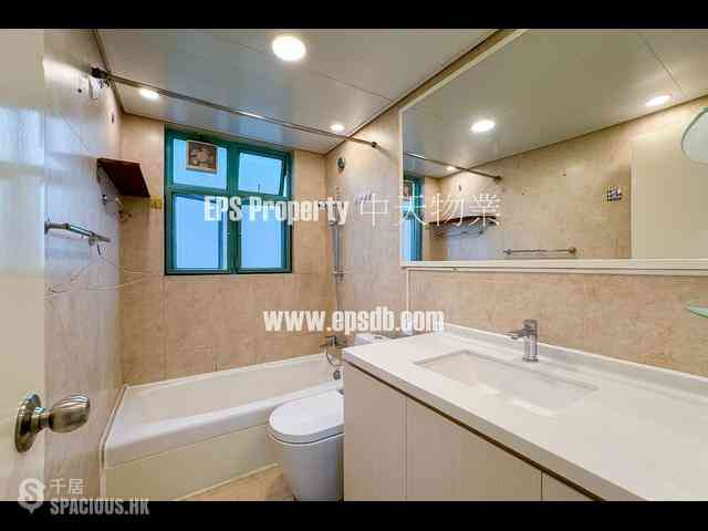 Discovery Bay - Discovery Bay Phase 12 Siena Two Graceful Mansion 03