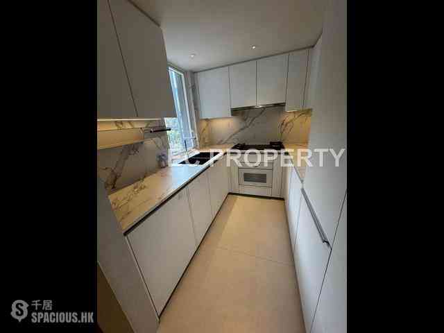 Wan Chai - 33 Kennedy Road 03