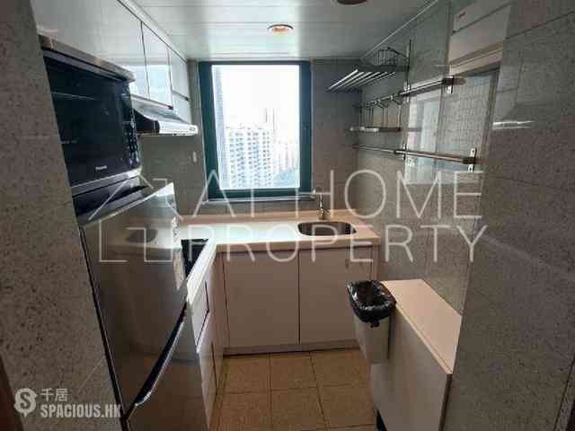 Kennedy Town - University Heights 05
