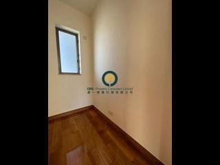 Sai Ying Pun - Island Crest 04