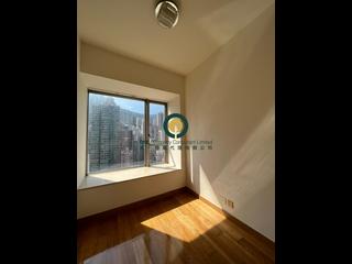 Sai Ying Pun - Island Crest 06