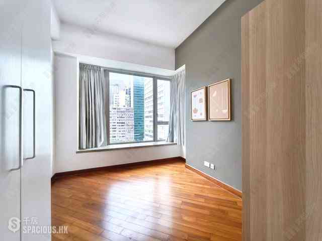 Wan Chai - The Avenue Phase 2 Block 1 05