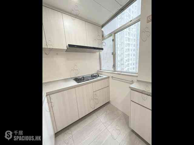 Quarry Bay - Parkvale Tower 4 Ling Pak Mansion 04