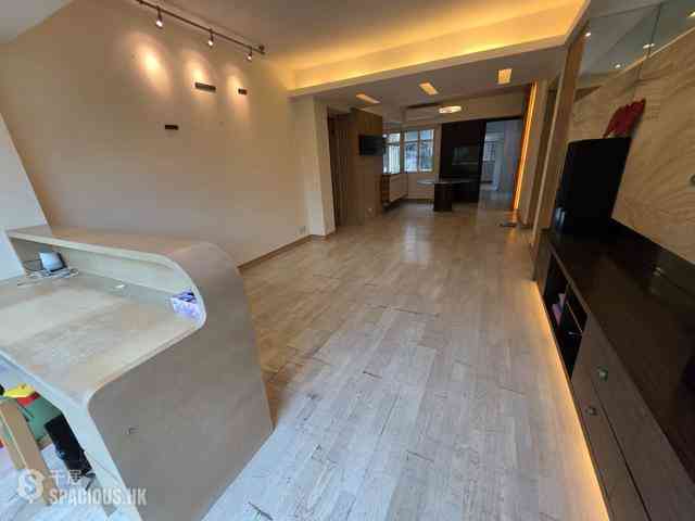 Tai Hang - Swiss Towers Block 2 (Block CD) 03