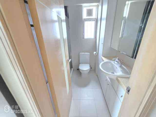 Tai Hang - Swiss Towers Block 2 (Block CD) 09