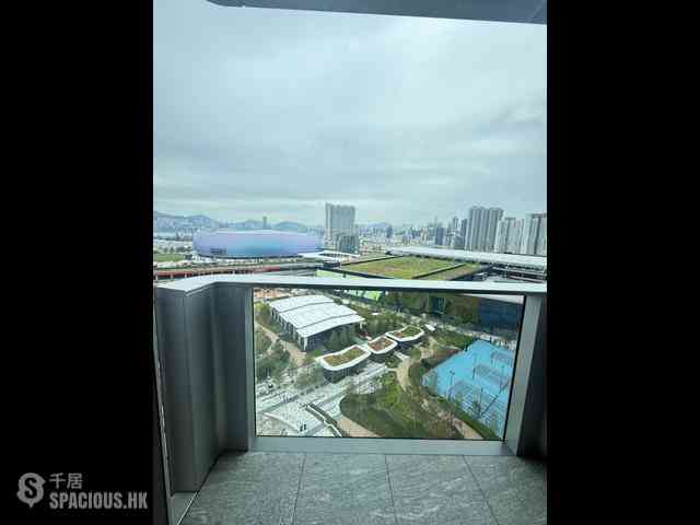 Kai Tak - The Henley 08
