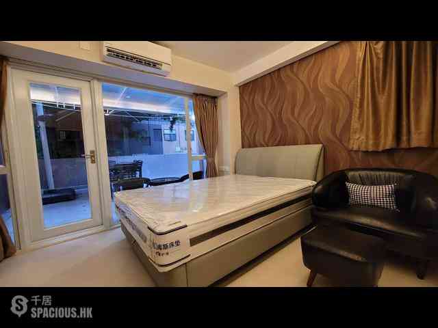 Sai Ying Pun - Wing Lee Building 05