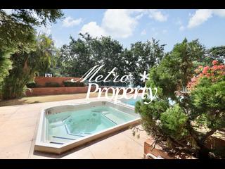 Repulse Bay - The Somerset 13
