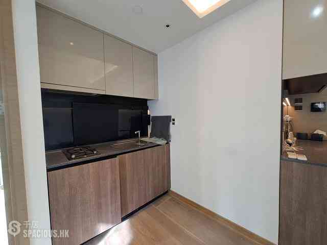Sai Ying Pun - One・Artlane 05