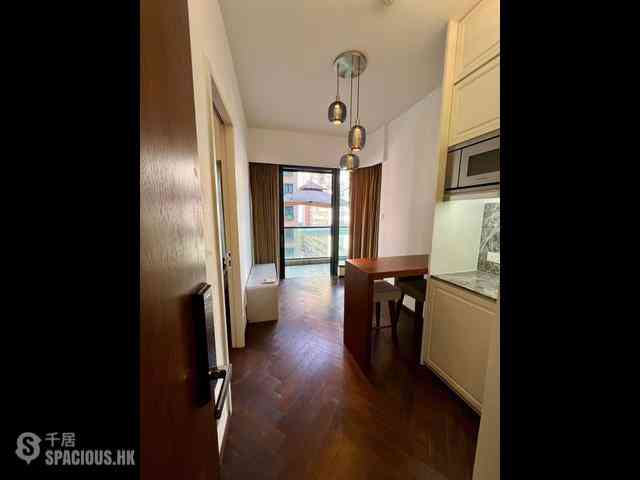 Shek Tong Tsui - One South Lane 01