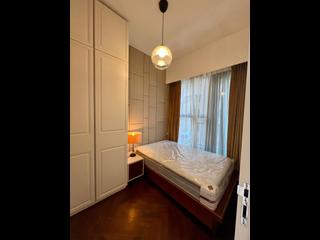 Shek Tong Tsui - One South Lane 02