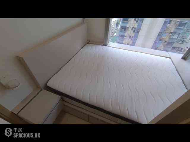 Sai Ying Pun - King's Hill 05