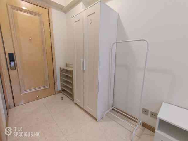 Sai Ying Pun - 63, Pokfulam 06