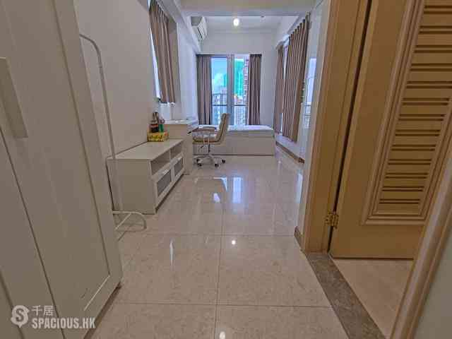 Sai Ying Pun - 63, Pokfulam 10