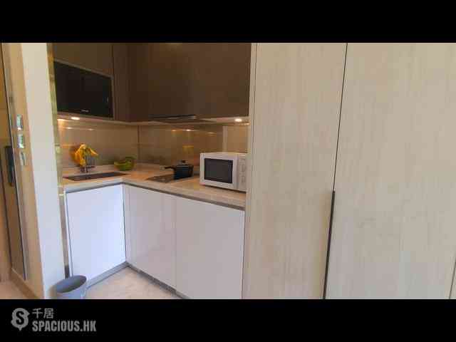 Sai Ying Pun - 63, Pokfulam 11