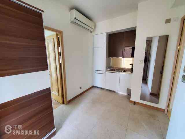 Sai Ying Pun - 63, Pokfulam 03