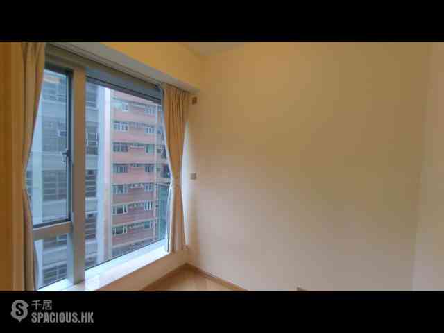 Sai Ying Pun - 63, Pokfulam 04