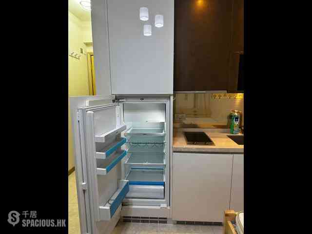 Sai Ying Pun - 63, Pokfulam 09
