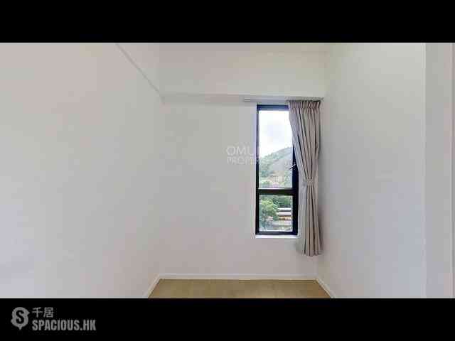 Shau Kei Wan - EAST 17 12