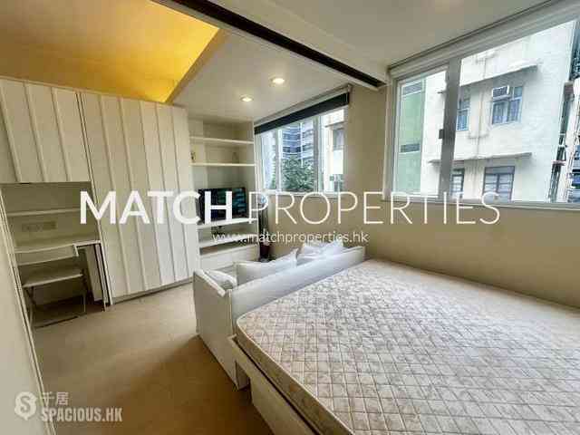 Poho - 176-178, Hollywood Road 06