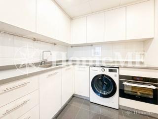 Mid Levels West - 80 Robinson Road 04