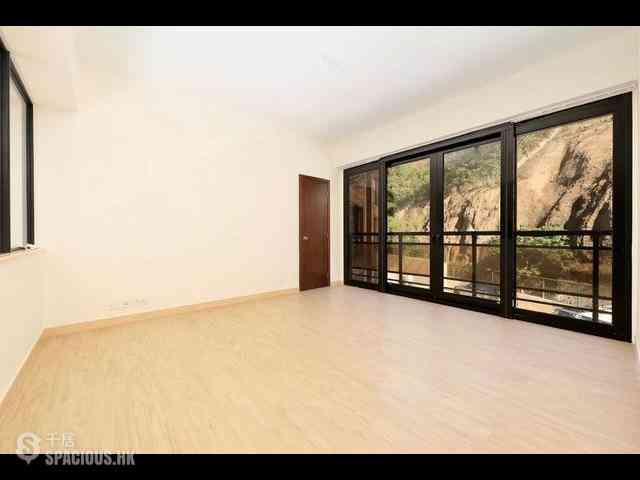 Repulse Bay - The Somerset 13