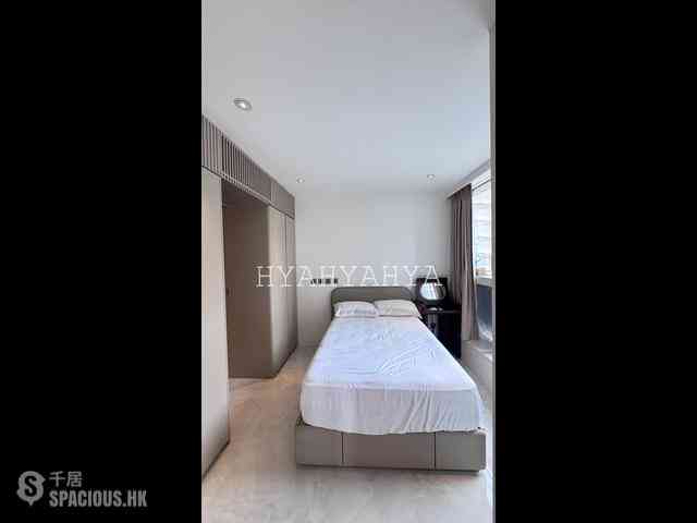 Shek Tong Tsui - Eight South Lane 10