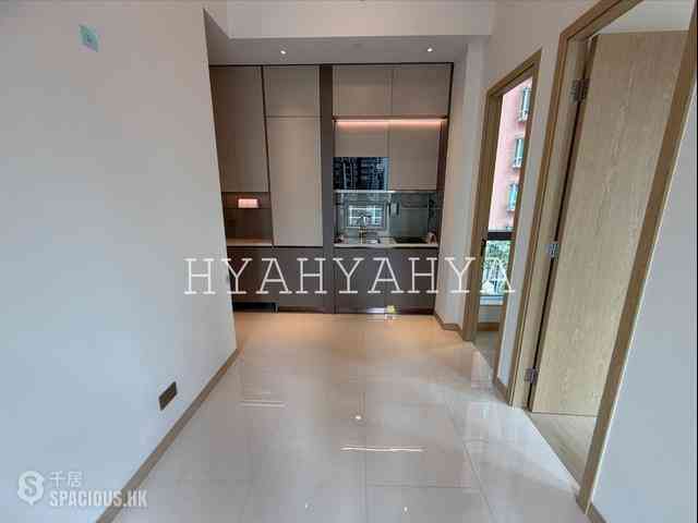 Sai Ying Pun - Upper Manor 02