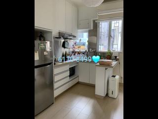 Poho - 176-178, Hollywood Road 03