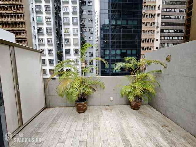 Sheung Wan - 14, Queen's Road West 01