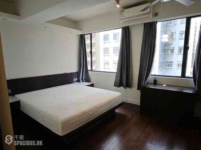 Sheung Wan - 14, Queen's Road West 03