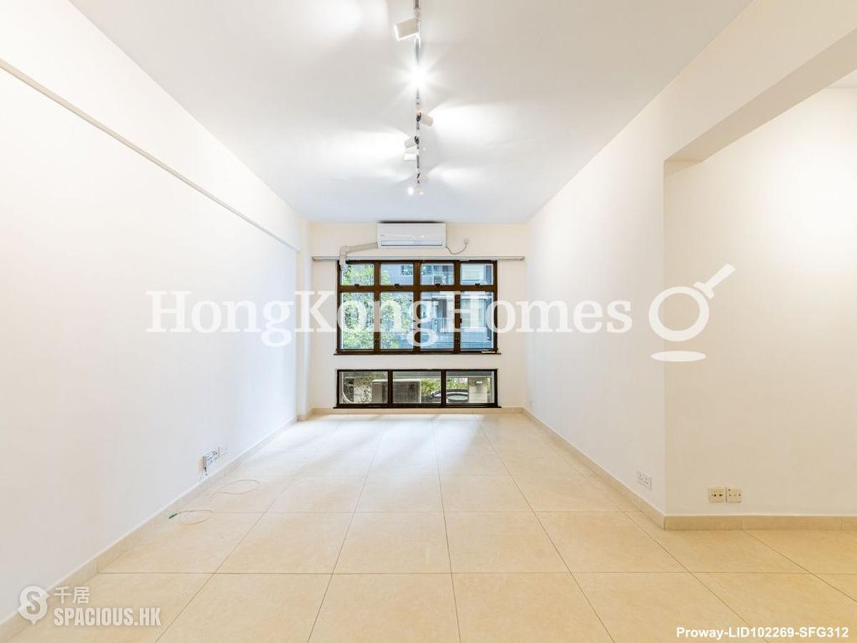 Mid Levels Central - Tak Mansion 01