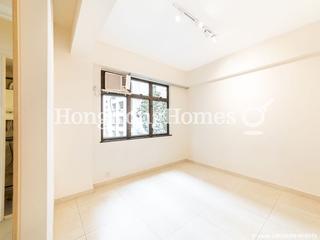 Mid Levels Central - Tak Mansion 05