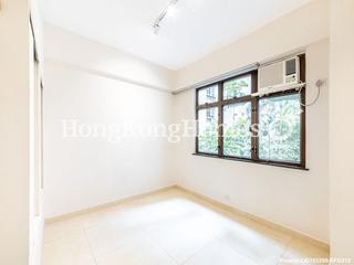 Mid Levels Central - Tak Mansion 06