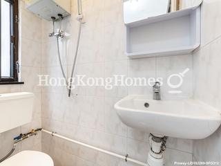 Mid Levels Central - Tak Mansion 11