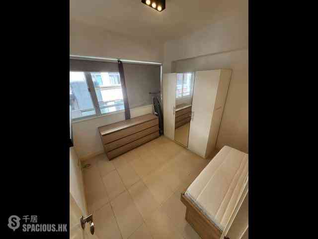 Soho - 32A-32C, Staunton Street 12