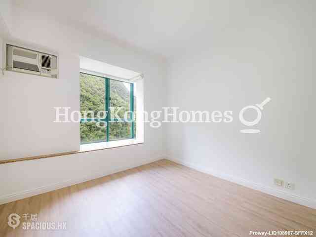 Mid Levels Central - Hillsborough Court 05