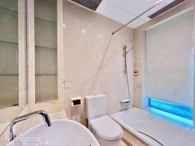Mid Levels Central - Regence Royale Tower 1 09