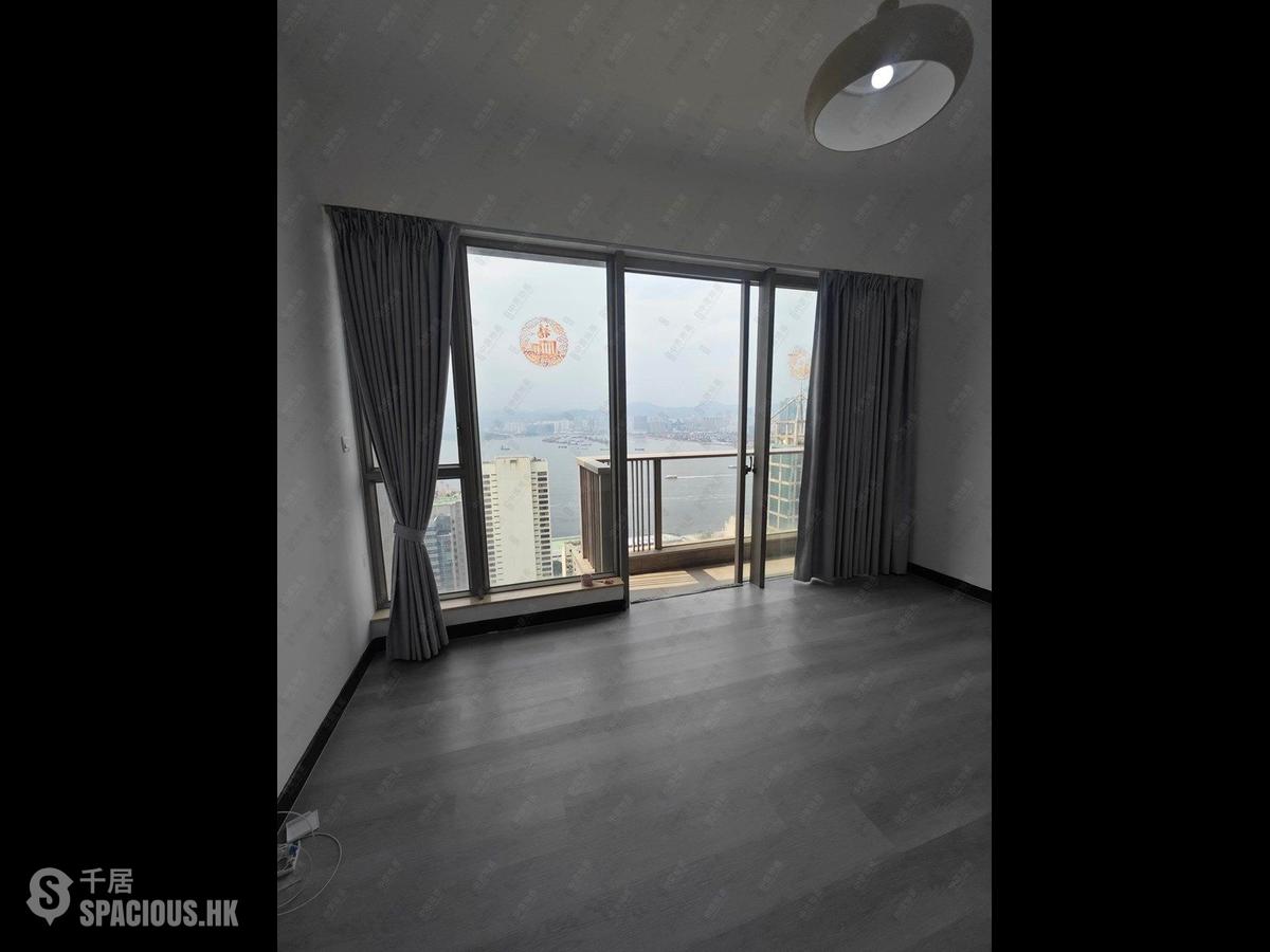 Sai Ying Pun - Island Crest Block 2 01