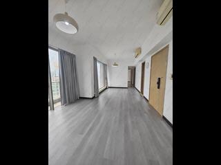 Sai Ying Pun - Island Crest Block 2 02