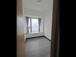 Sai Ying Pun - Island Crest Block 2 04