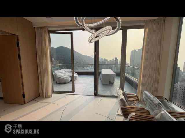Sai Ying Pun - The Summa Block 1 04