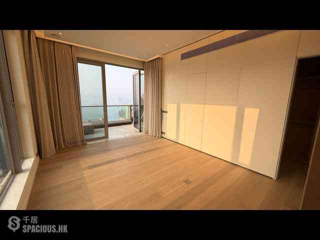 Sai Ying Pun - The Summa Block 1 08