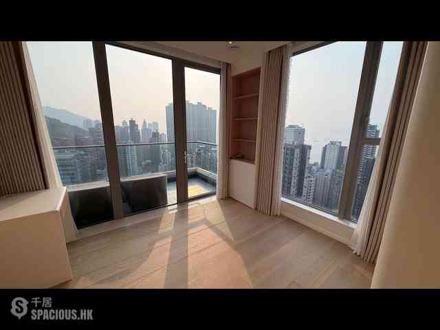 Sai Ying Pun - The Summa Block 1 17