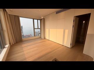 Sai Ying Pun - The Summa Block 1 18